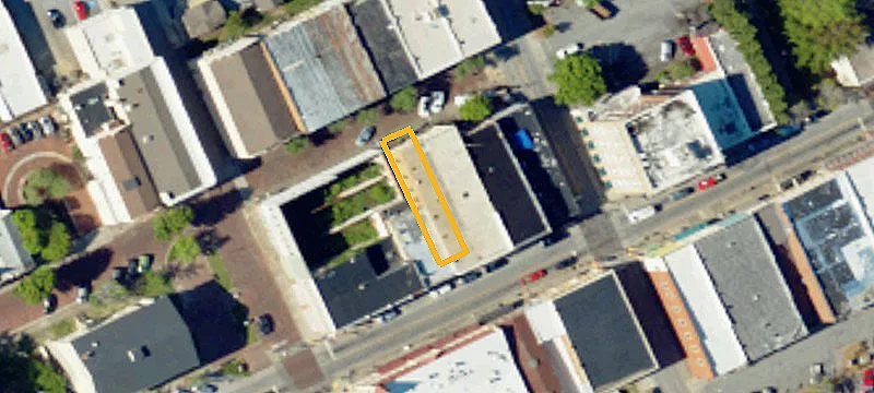 1211 Main St