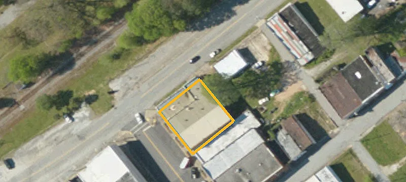 163 Main St