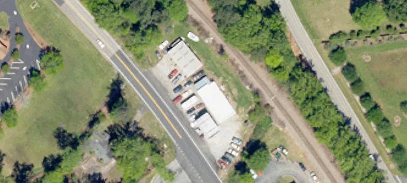 930th Chapin Rd