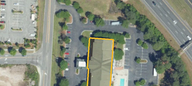 220 Holiday Dr
