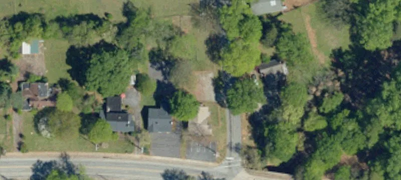 300 Main St