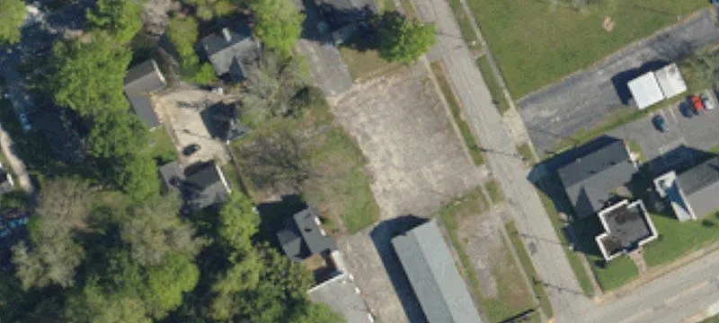 1061 2nd French St