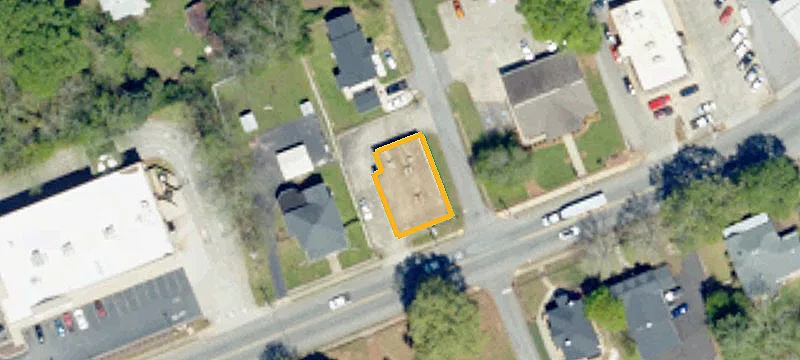 215 Main St