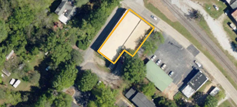 100 Dogwood Ave