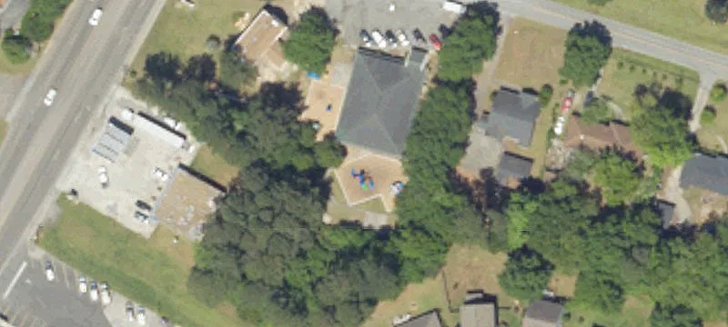 1102 Dennis Blvd