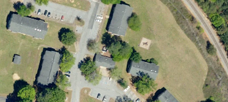 601 Calhoun Rd