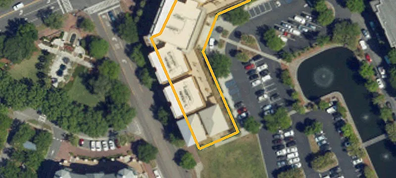 225 7th Farms Dr Ste, Unit 401