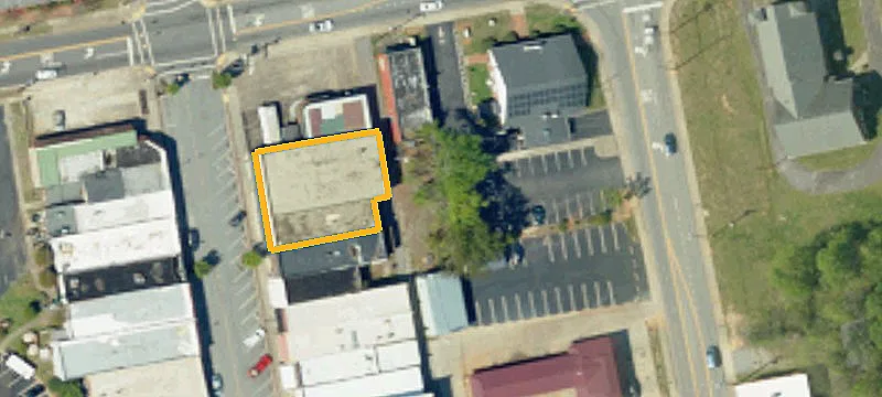 13 Main St
