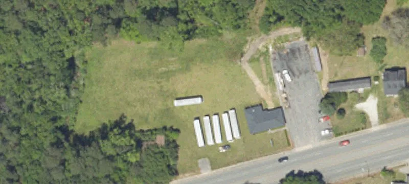 303 Live Oak Dr