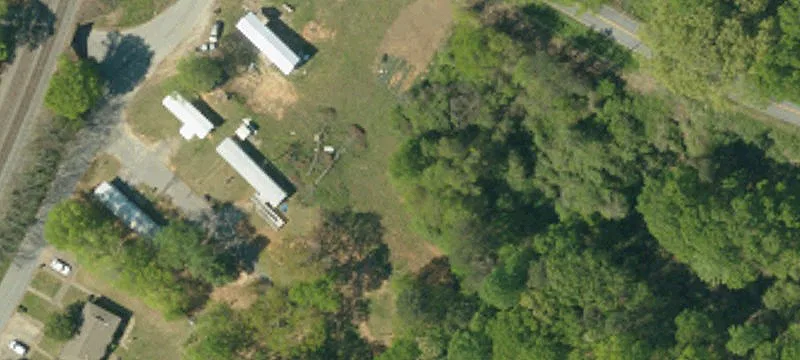 104 Bessie Ln