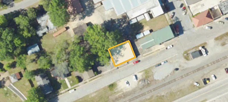 531 Railroad Ave