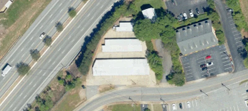 717 Lowndes Hl Rd
