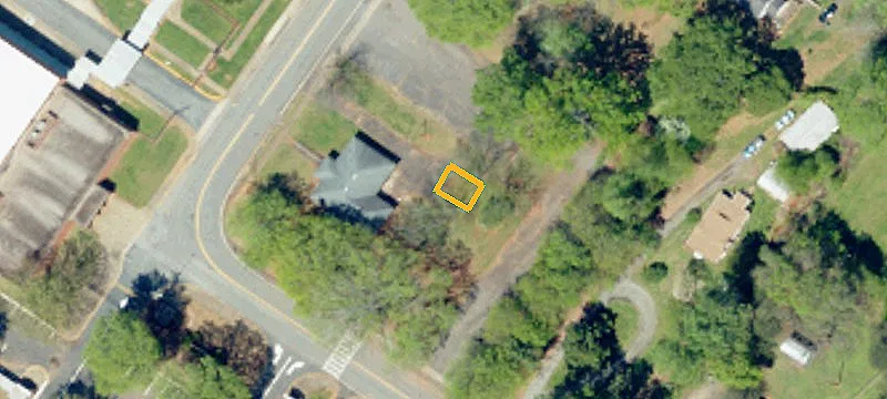 38 Oakland Ave