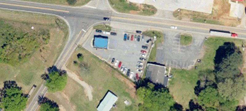 506 Hwy 8th 8