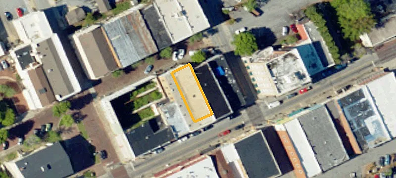 1213 Main St