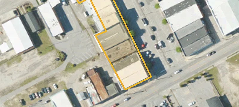 105 Main St