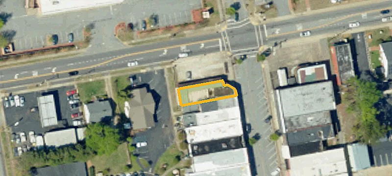 105 Main St