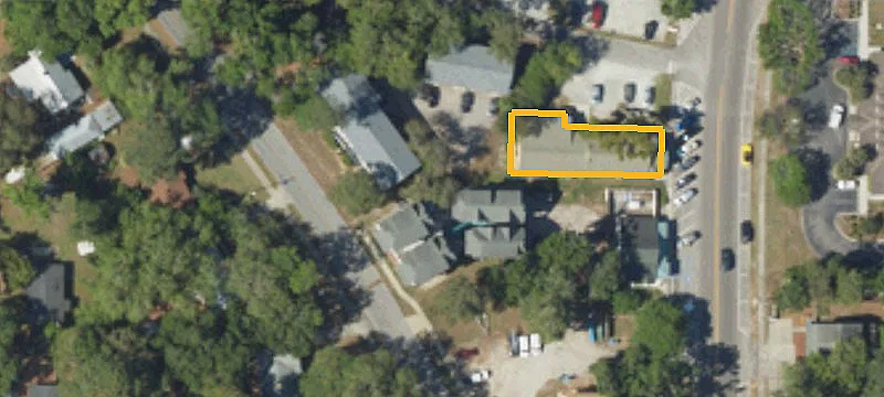1610 Paris Ave