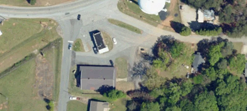 320 Hillcrest Dr