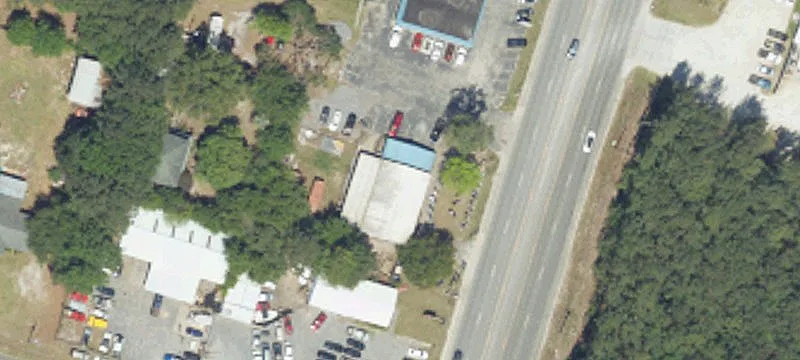 2847 Live Oak Dr