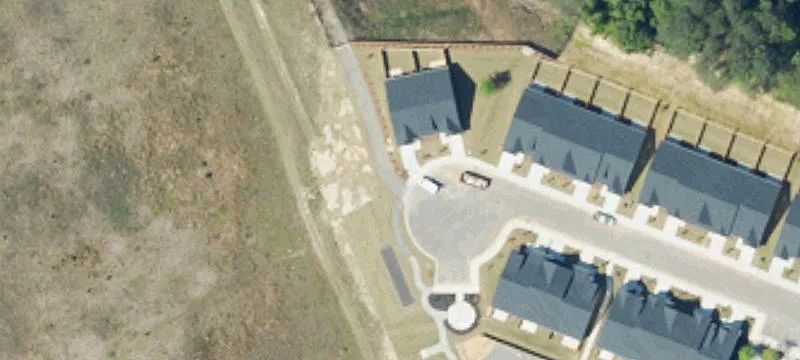 1075 Edgefield Rd