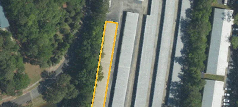 604 Johnnie Dodds Blvd