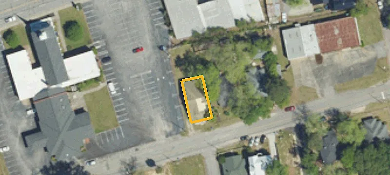 520 Ctr St