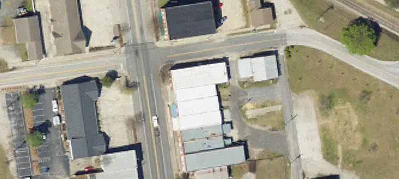113th N Main St
