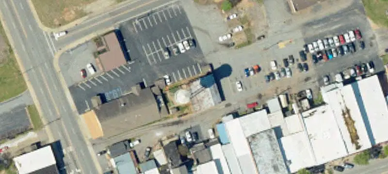 215 Main St