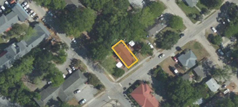 506 Live Oak Dr