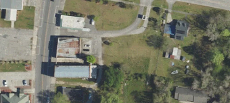 7635 Freedom Rd