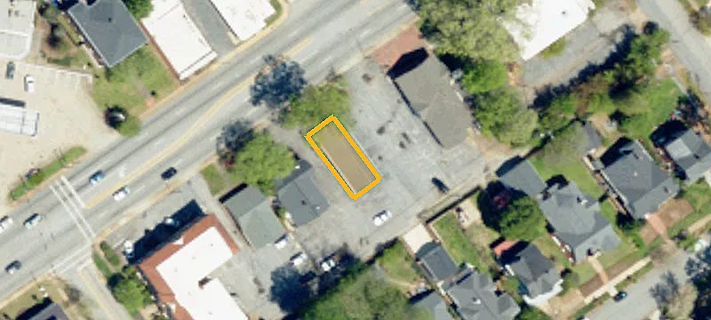 711 Main St