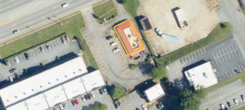 903 Wade Hampton Blvd