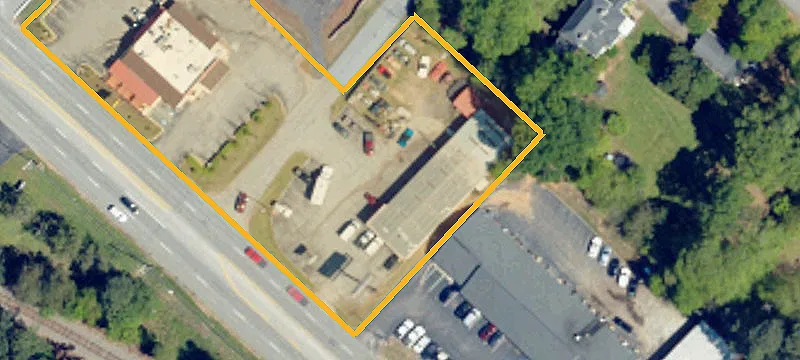 1034 Main St
