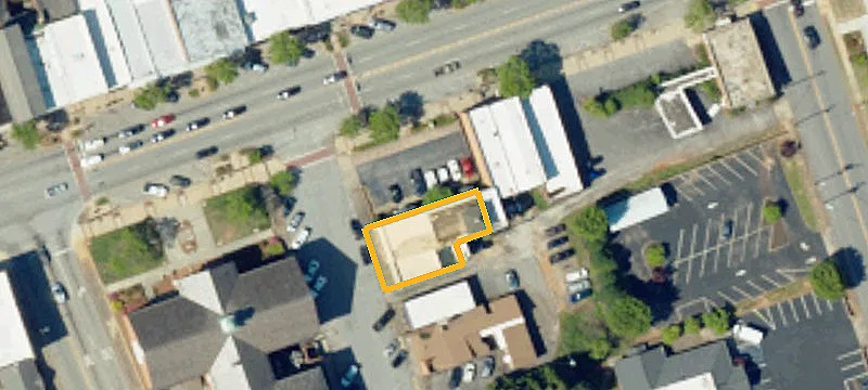 306 Main St