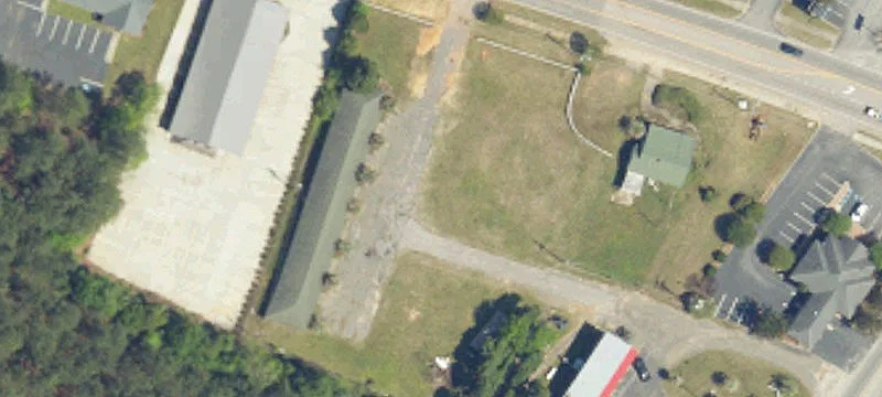 8832 Old Number 6th Hwy