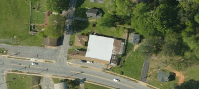 2105 Cherokee Ave