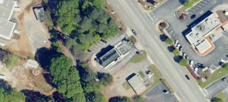 901 Main St