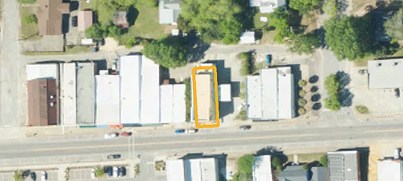 618 Main St