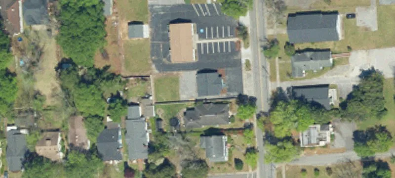 657 Coit St