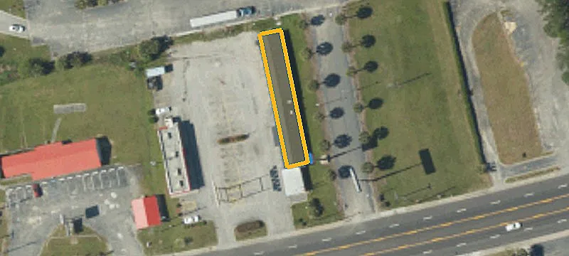 1298 Sniders Hwy