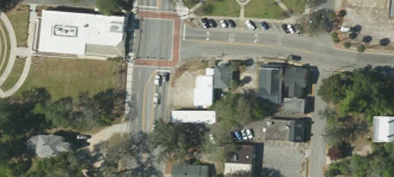 121 Jefferies Blvd