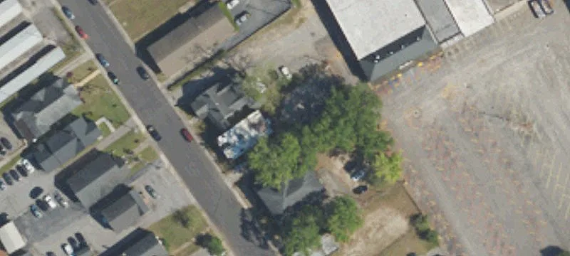 138 Ctr St