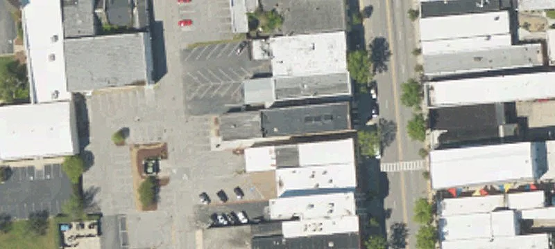 1035 Broad St