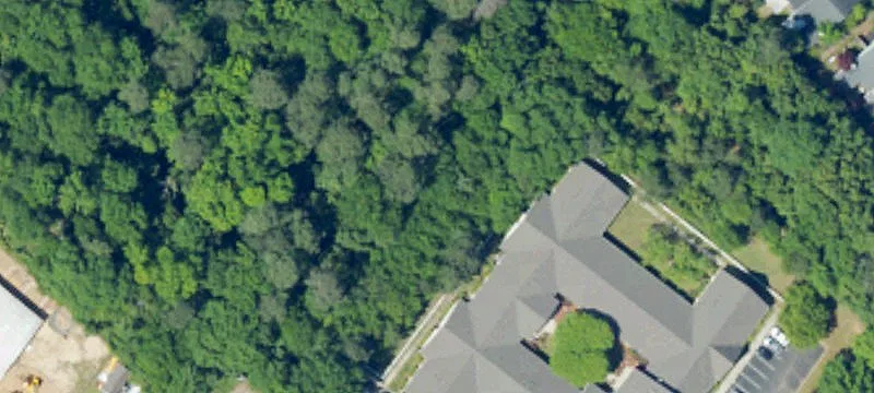 105 Hls Dr