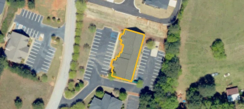 700 Squires Pt