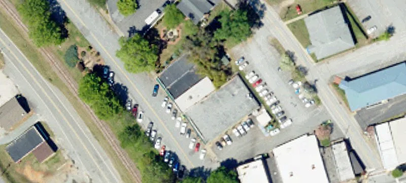 114 Trade Ave
