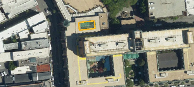 130 King St