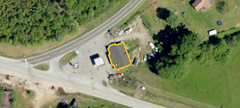 2035 Main St