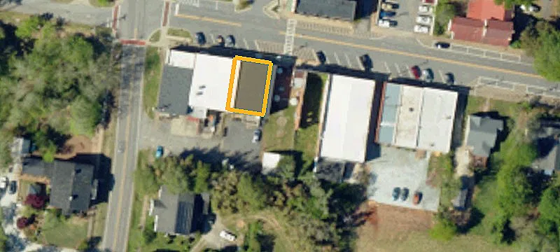 126 Main St